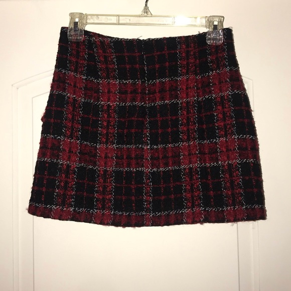 Zara Red Plaid Mini Skirt - Picture 2 of 4